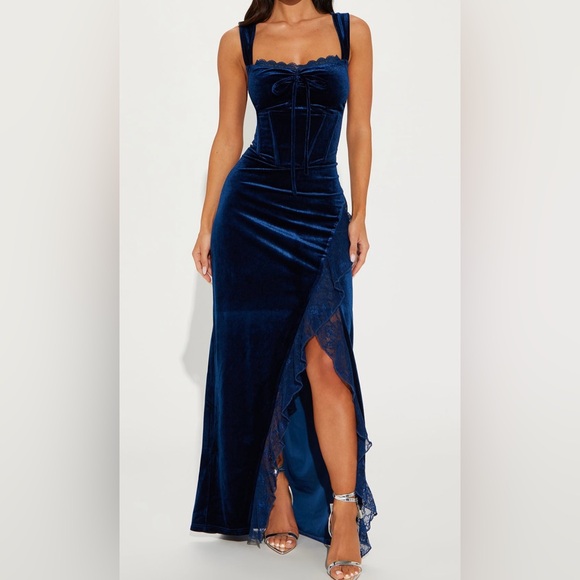Fashion Nova Dresses & Skirts - Navy Velvet Sweetheart Maxi Dress w/ Corset Waist & Slit | Fashion Nova (NWT)